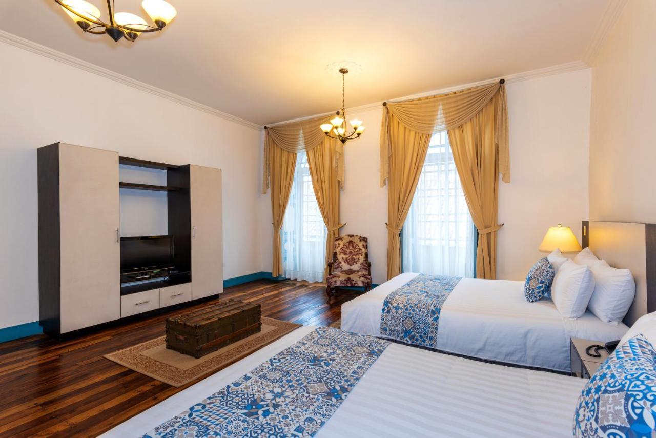 Del Parque Hotel & Suites クエンカ エクステリア 写真