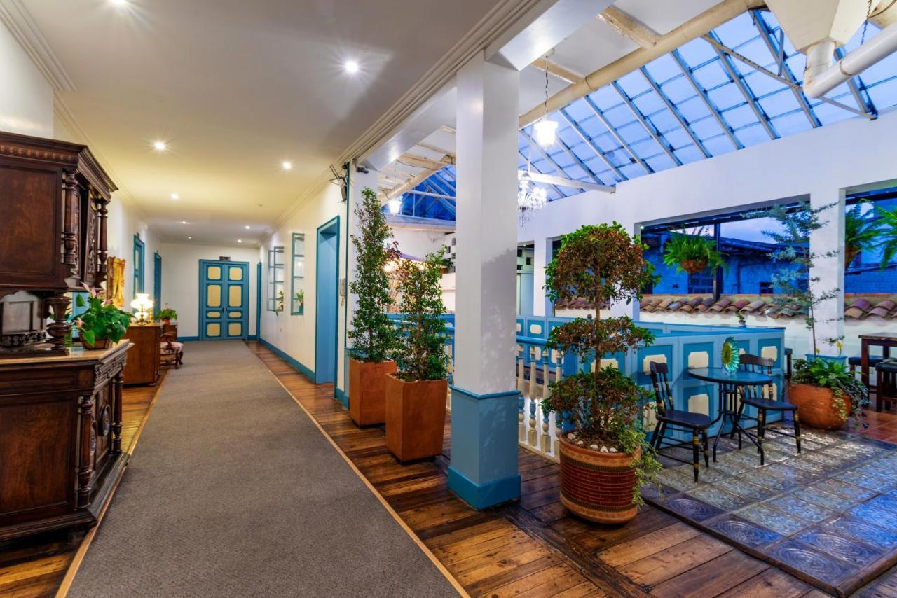 Del Parque Hotel & Suites クエンカ エクステリア 写真