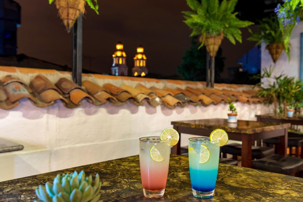 Del Parque Hotel & Suites クエンカ エクステリア 写真