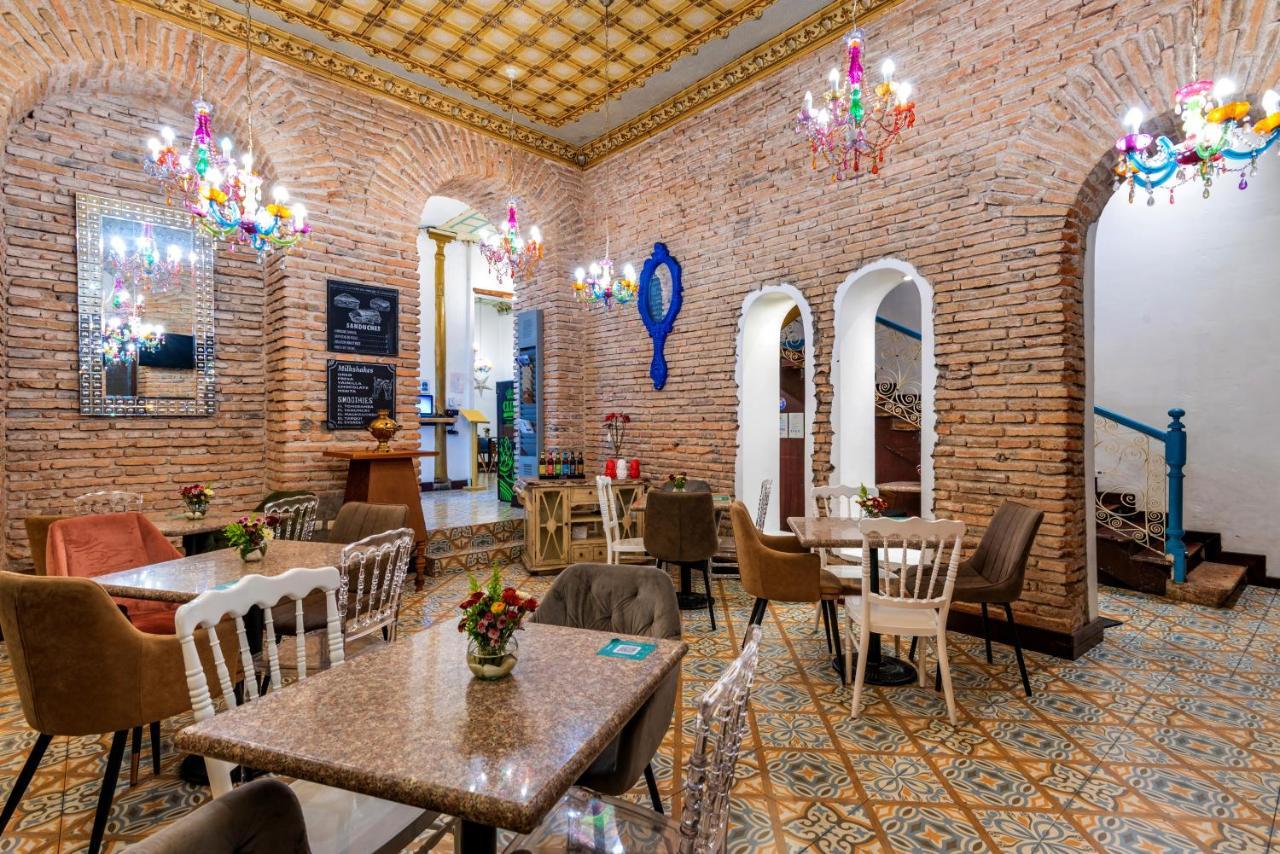 Del Parque Hotel & Suites クエンカ エクステリア 写真