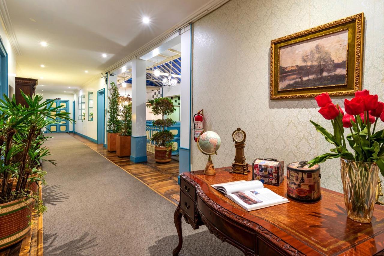 Del Parque Hotel & Suites クエンカ エクステリア 写真